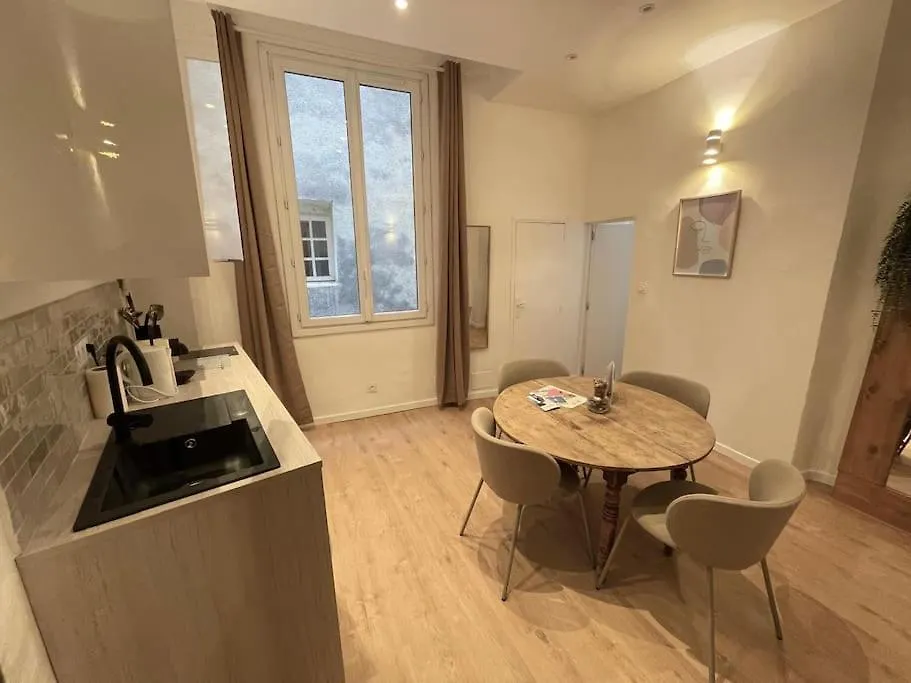 Apartment T2 Cosy - Place Des Cardeurs Aix-en-Provence